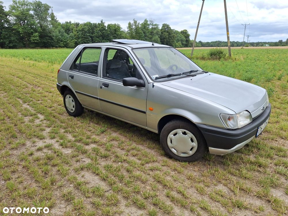 Ford Fiesta - 2