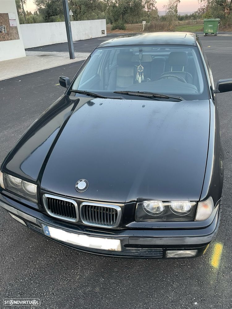 BMW 318 - 9
