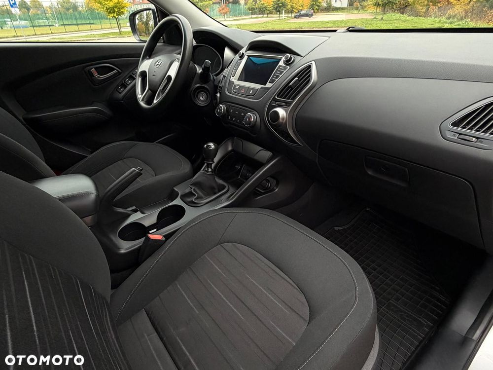 Hyundai ix35 blue 1.6 2WD Finale - 29
