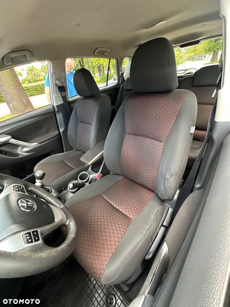 Toyota Verso 2.0 D-4D Executive - 12