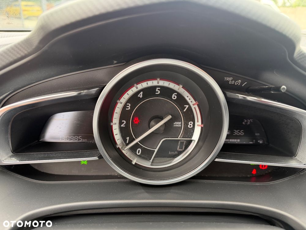 Mazda 3 SKYACTIV-G 120 NAKAMA - 18