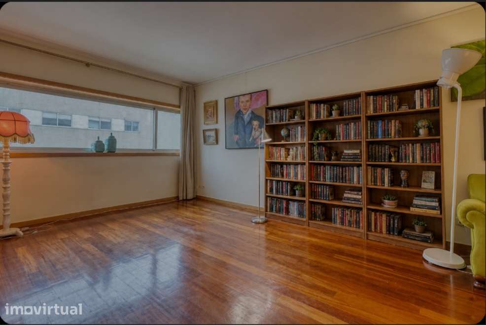 T2+1 Prime no Centro da Maia c/ 2 lugares de garagem lado a lado. - Grande imagem: 3/29