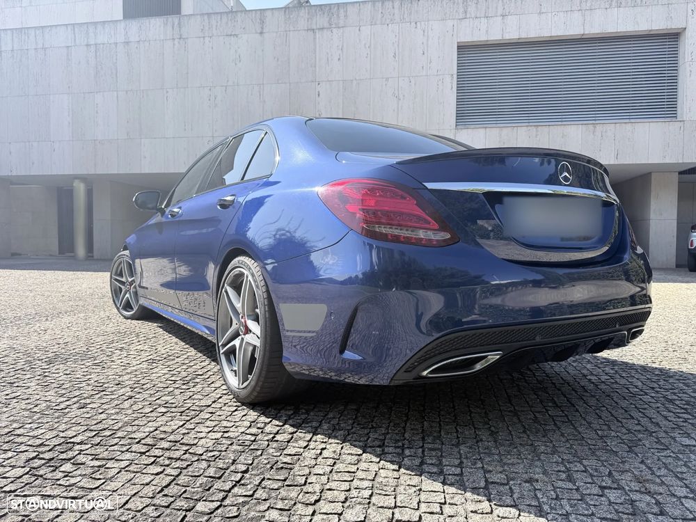 Mercedes-Benz C 300 h AMG Line - 4