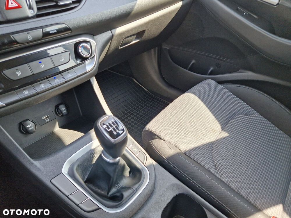 Hyundai i30 1.0 T-GDI Modern - 16