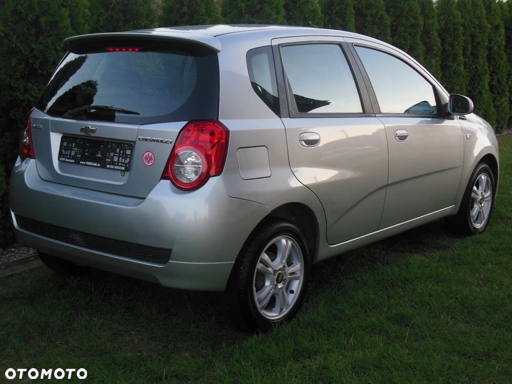 Chevrolet Aveo 1.4 16V LS - 8