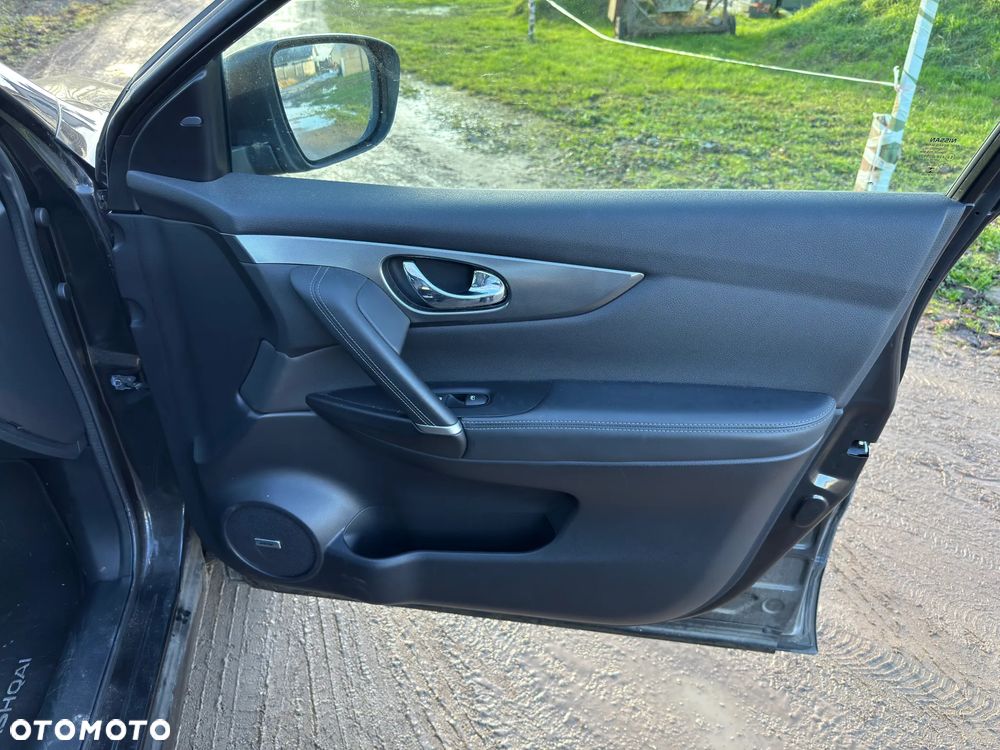 Nissan Qashqai 1.6 DIG-T 360 - 25