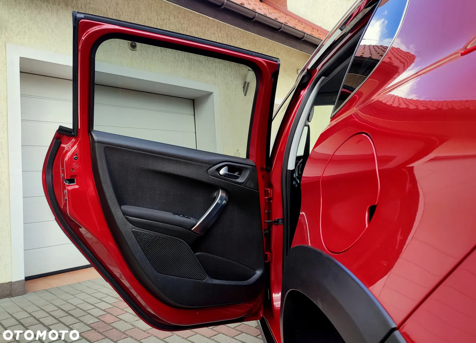 Peugeot 2008 PureTech 110 Stop&Start EAT6 Allure - 22