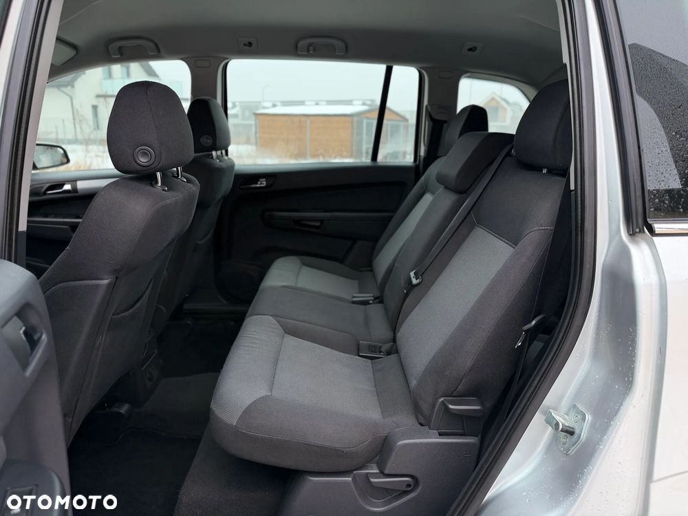 Opel Zafira 1.8 Enjoy - 14