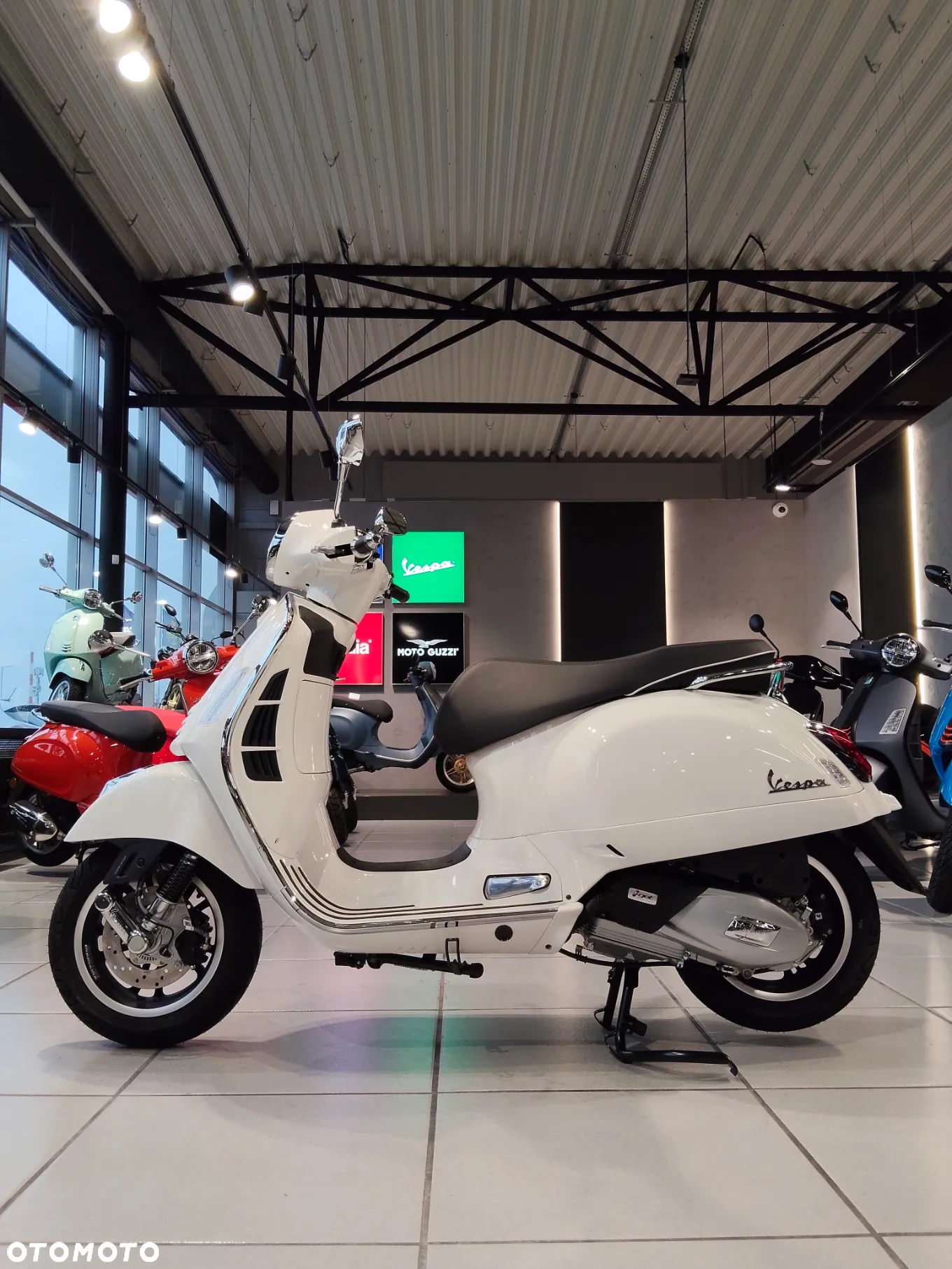 Vespa GTS - 7