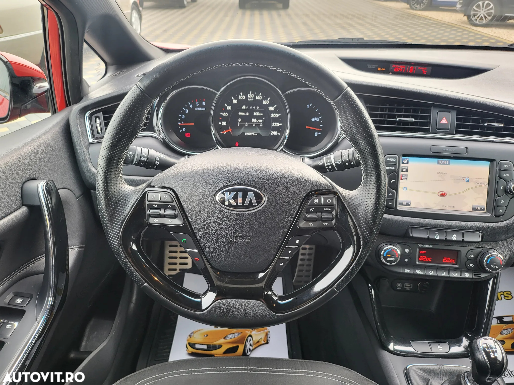 Kia Ceed 1.6 CRDi 136 ISG SW GT Line - 15