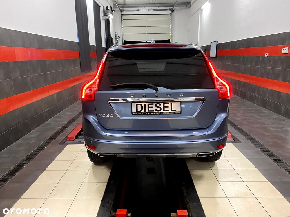 Volvo XC 60 D4 Geartronic Momentum - 10