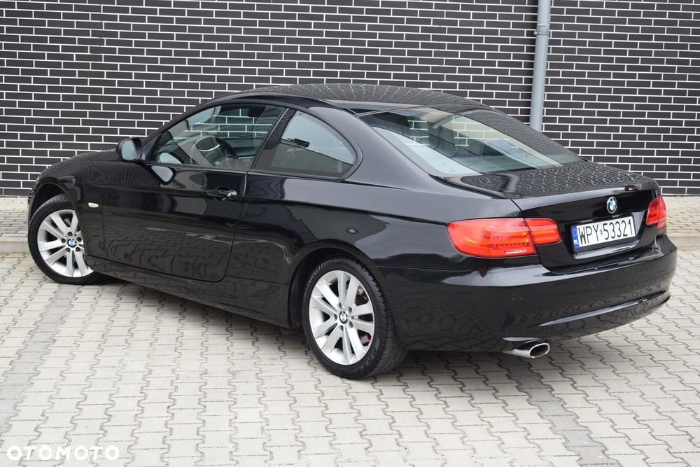 BMW Seria 3 320d Edition Exclusive - 5