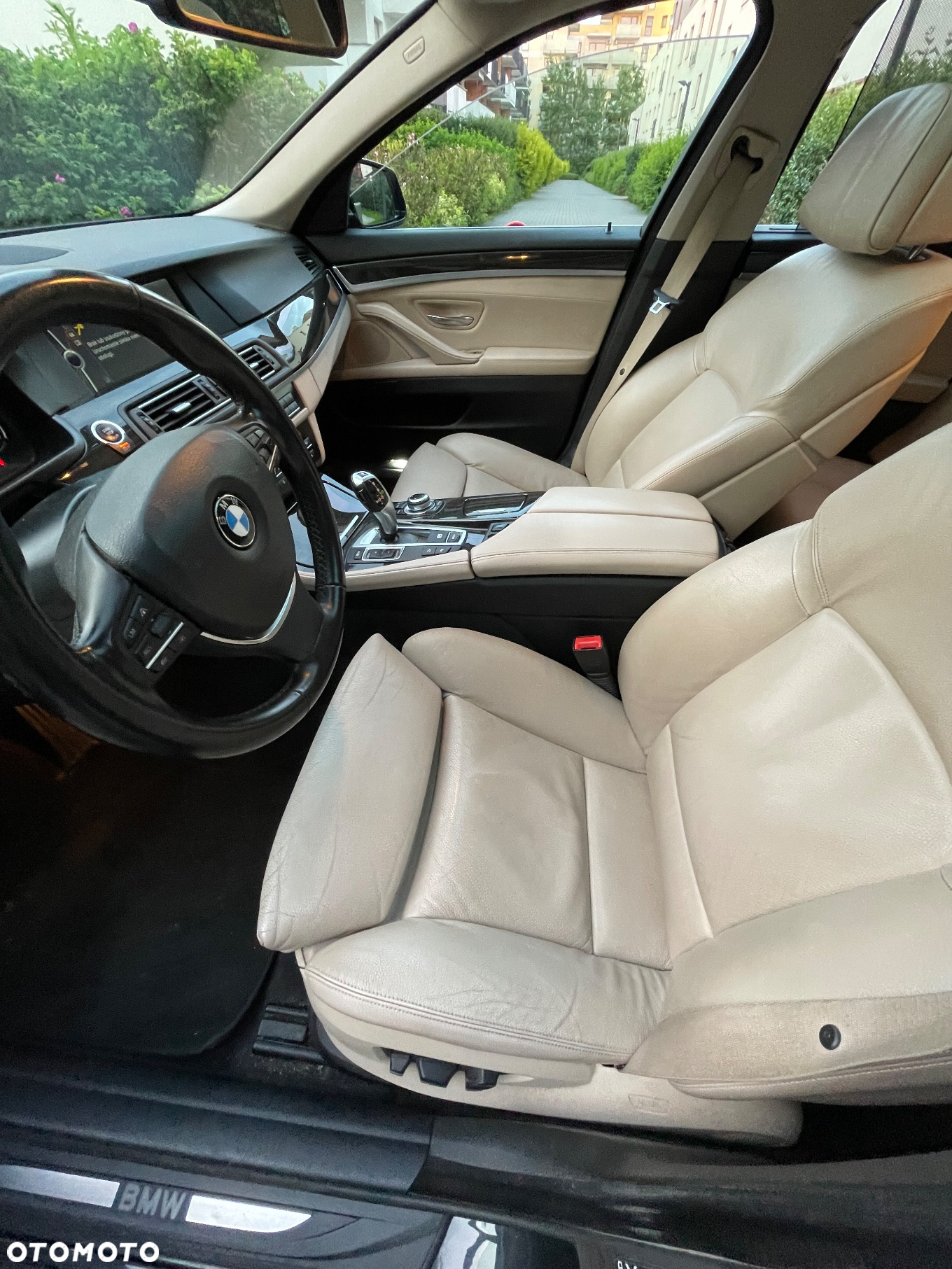 BMW Seria 5 530d xDrive - 8