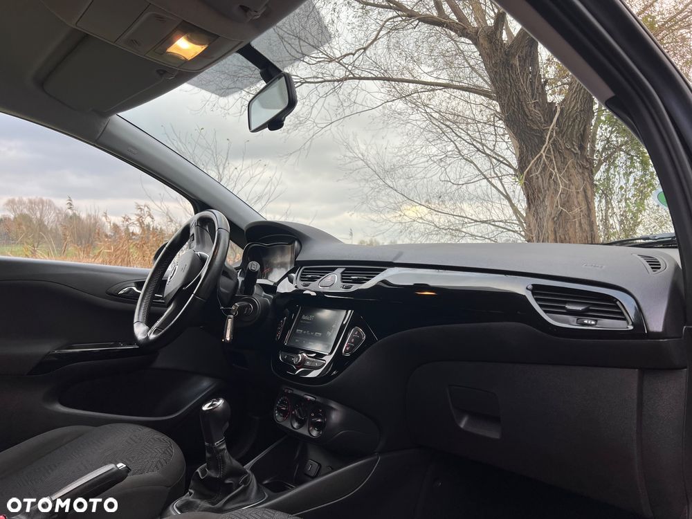 Opel Corsa 1.4 16V Cosmo - 12