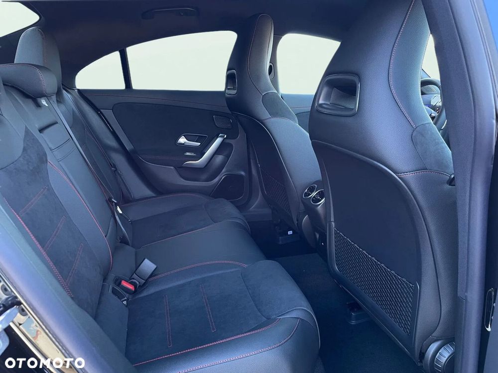 Mercedes-Benz CLA - 19