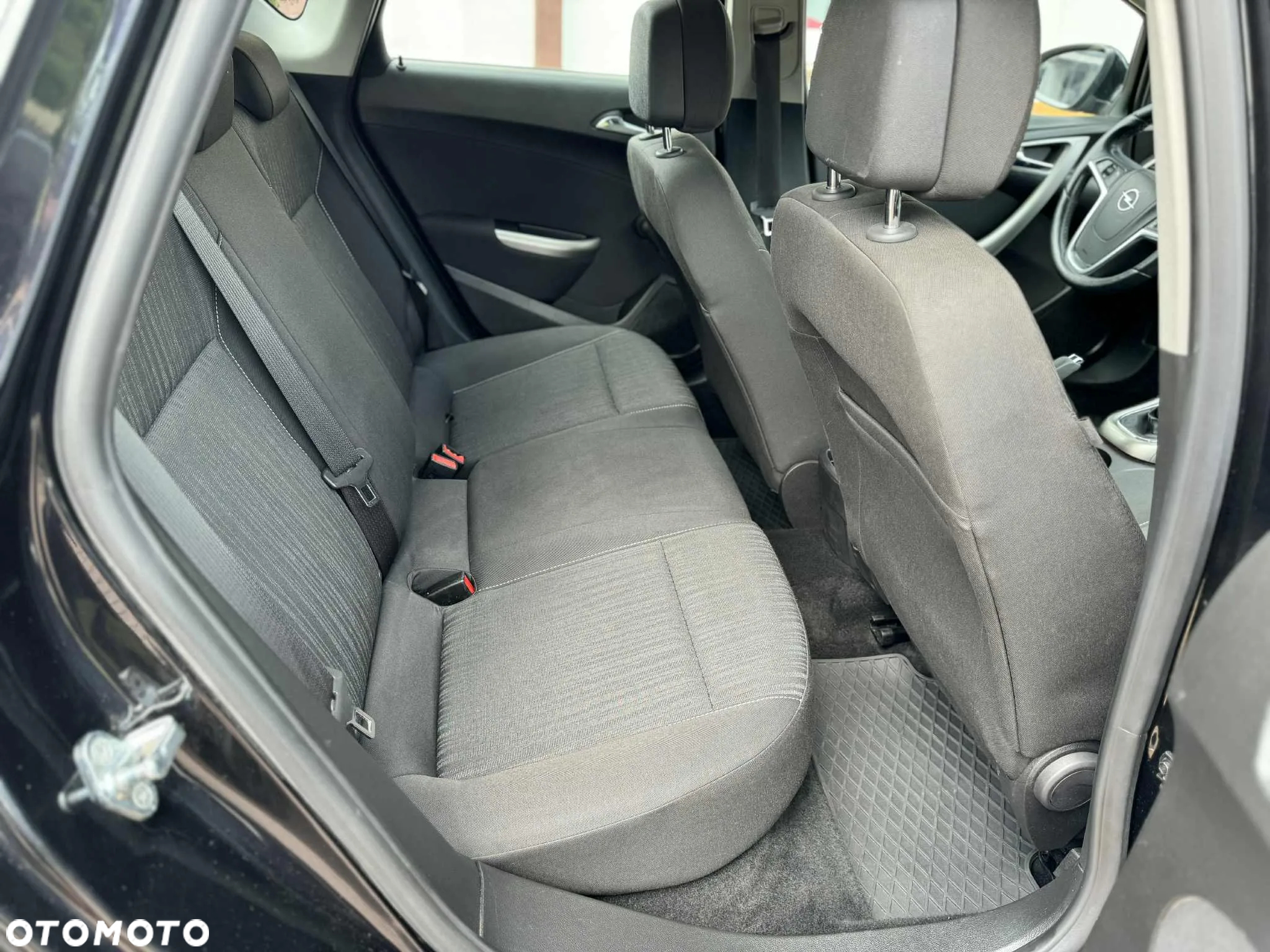 Opel Astra III 1.6 - 8