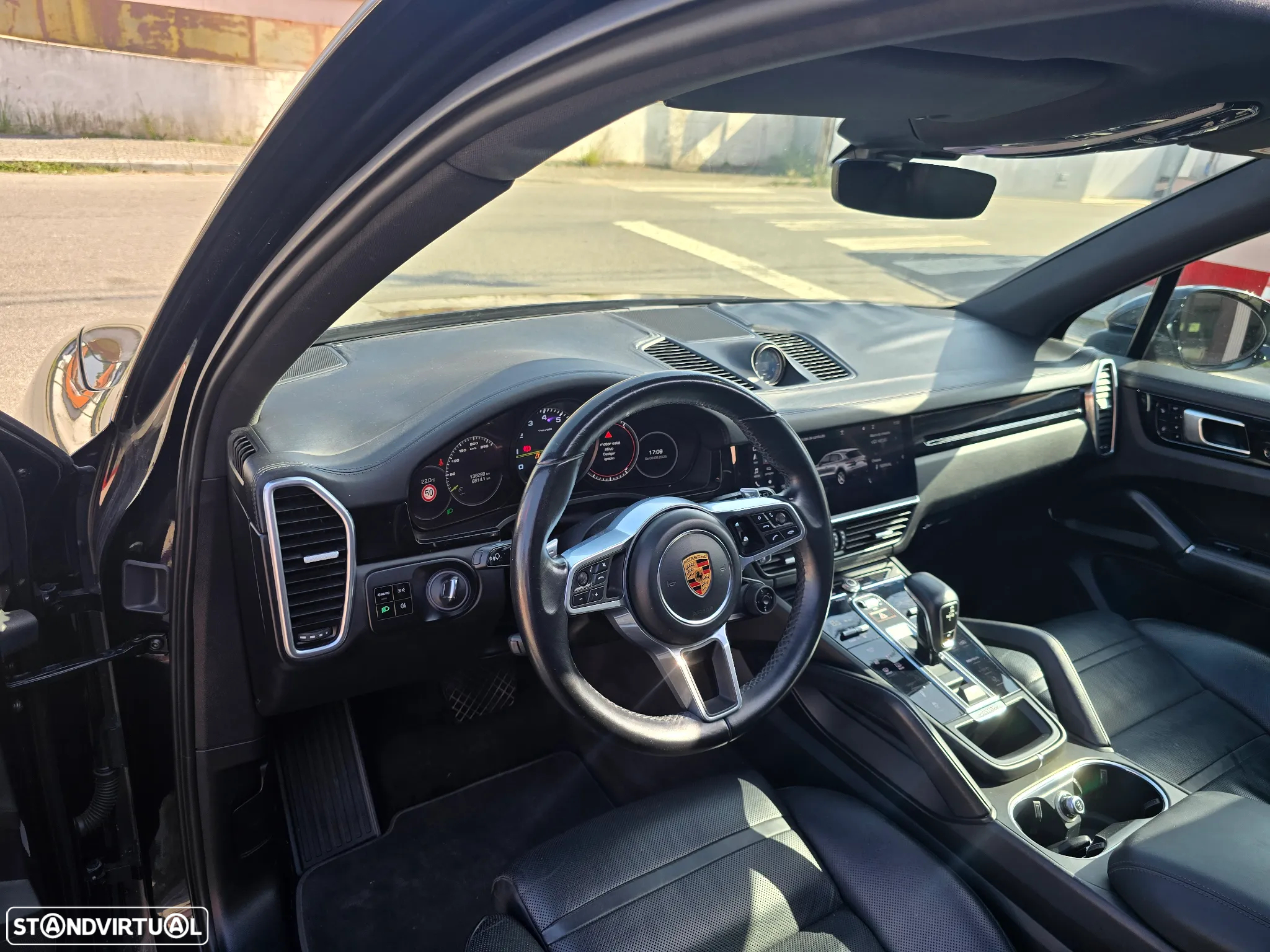Porsche Cayenne - 13