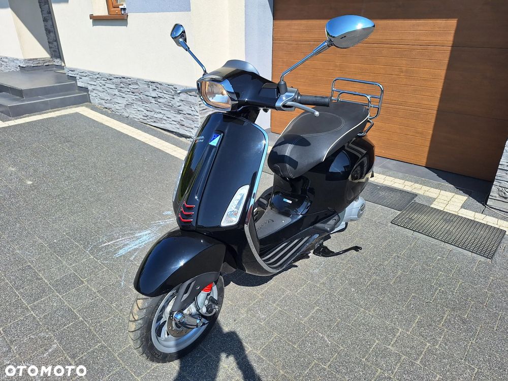Piaggio Vespa - 1