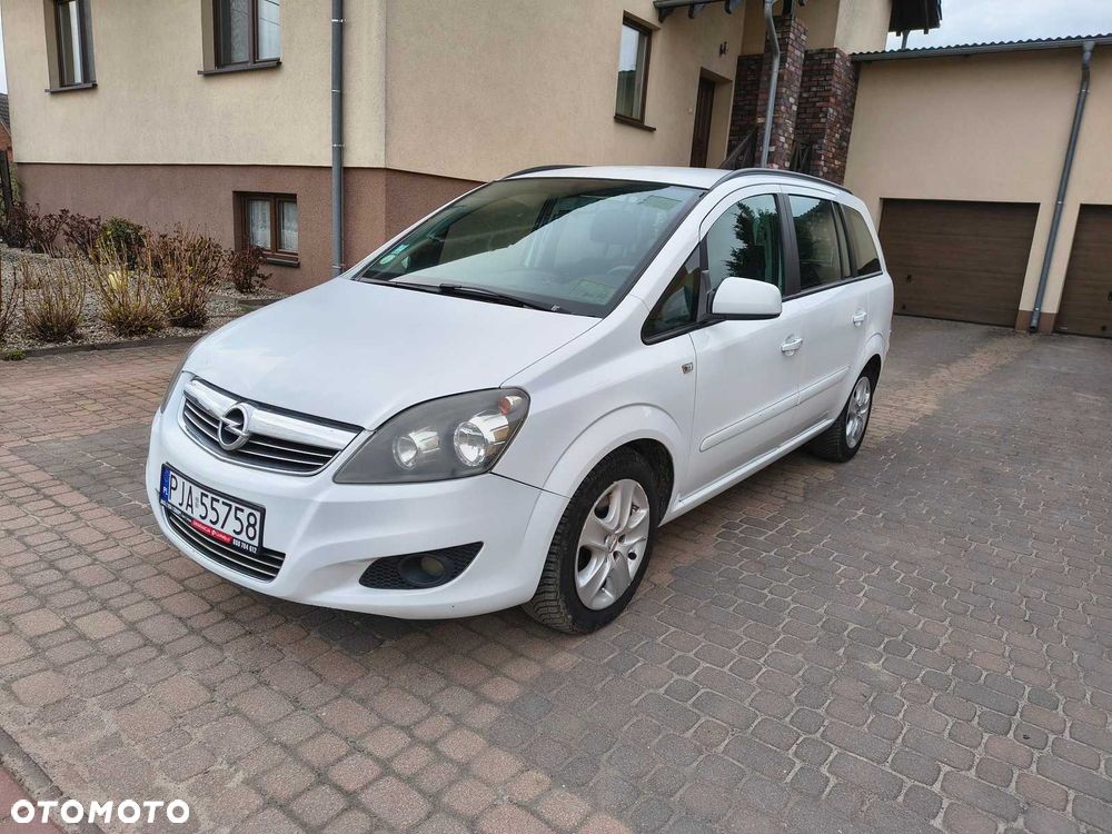 Opel Zafira - 1