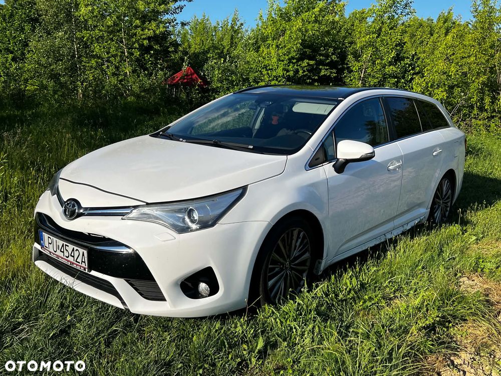 Toyota Avensis - 1