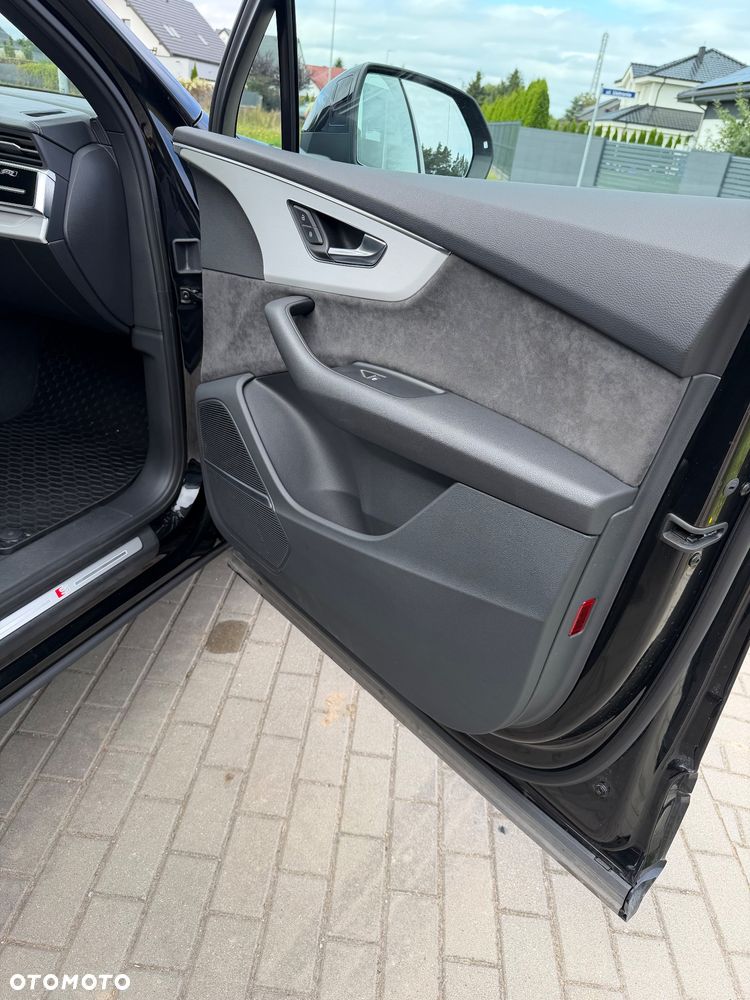 Audi Q7 50 TDI mHEV Quattro S Line Tiptr - 22