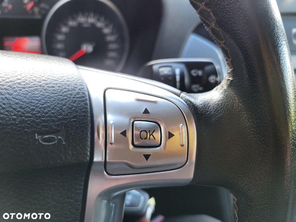 Ford Mondeo - 13