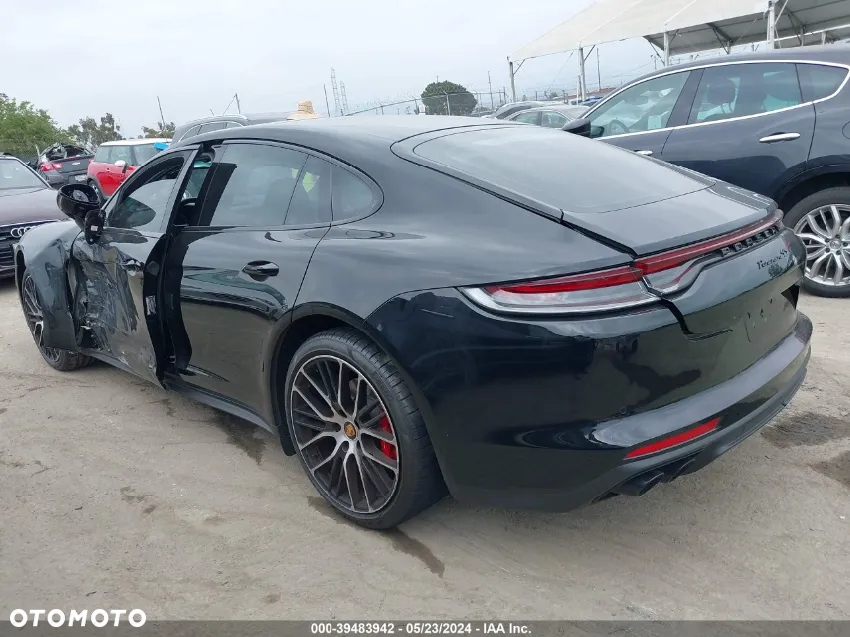 Porsche Panamera 4S - 5