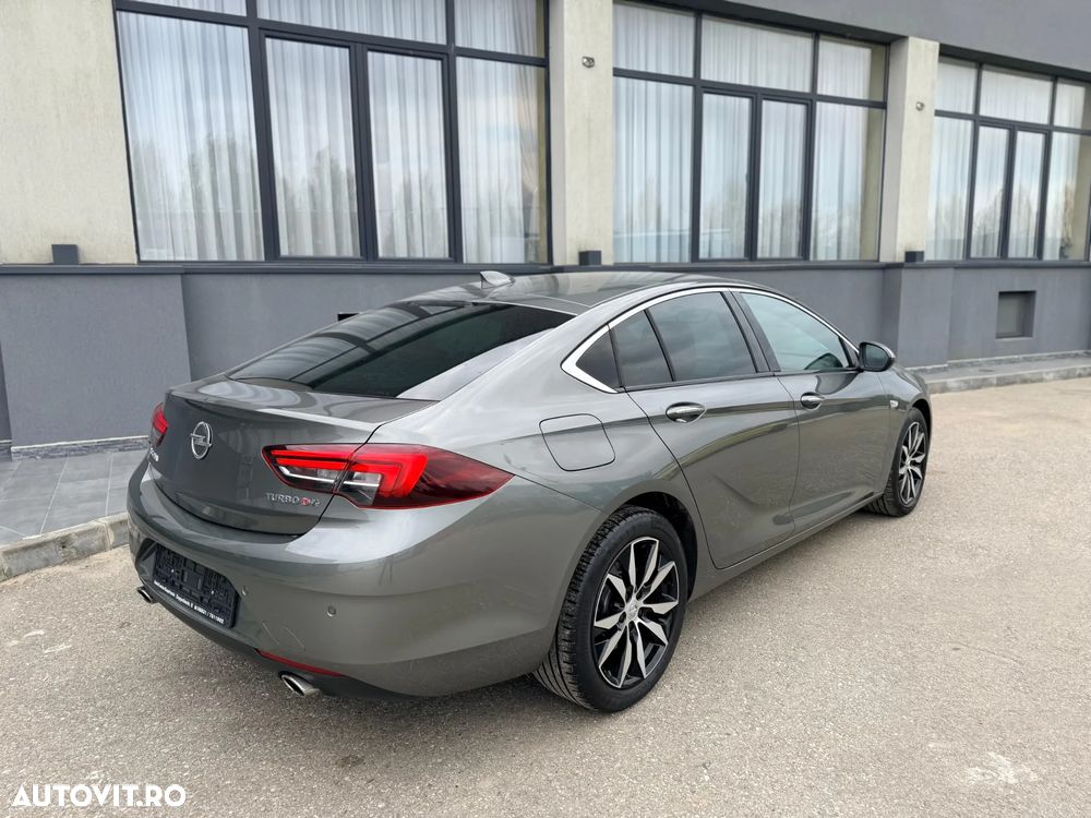 Opel Insignia 2.0 BiTurbo 4x4 Aut GSI - 10