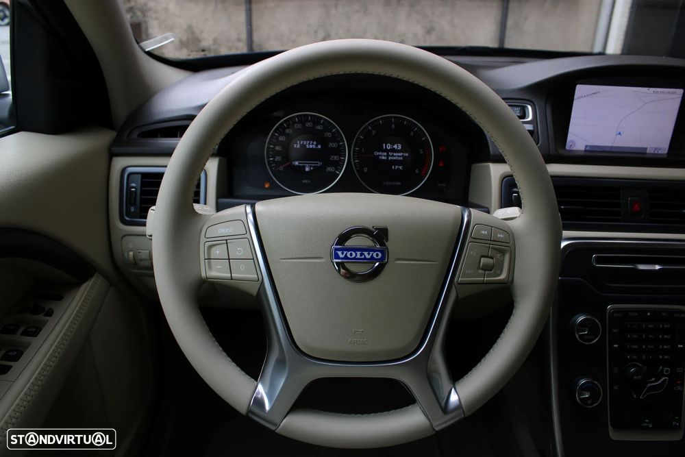 Volvo XC 70 2.0 D3 Drive V.Ocean Race Start/Stop - 33