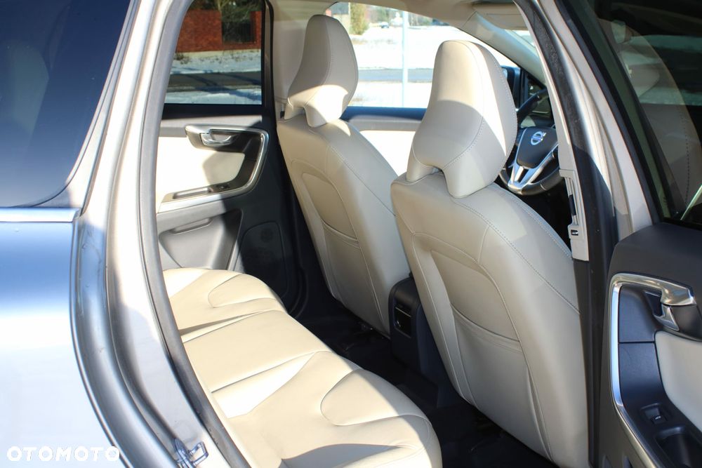 Volvo XC 60 - 7