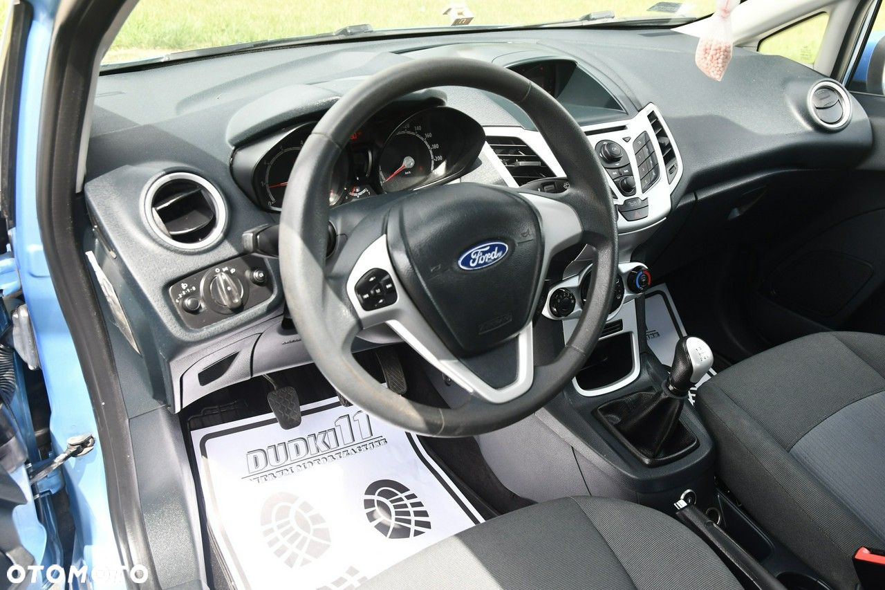 Ford Fiesta - 15
