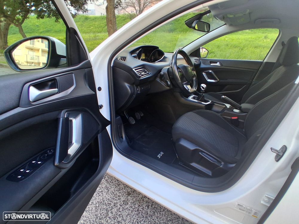 Peugeot 308 1.5 BlueHDi Business Line - 15