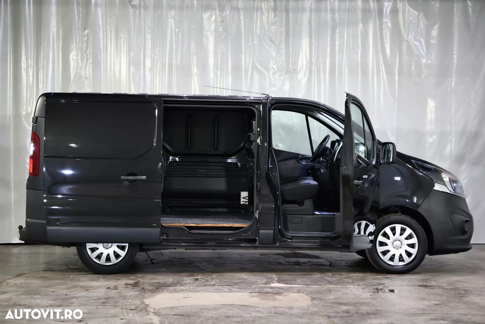 Opel Vivaro - 39