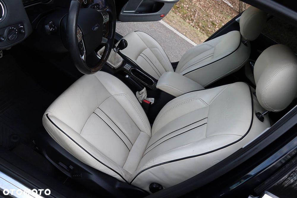 Ford Mondeo 2.2 TDCi Black Magic - 26