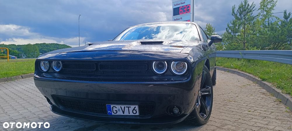 Dodge Challenger - 3