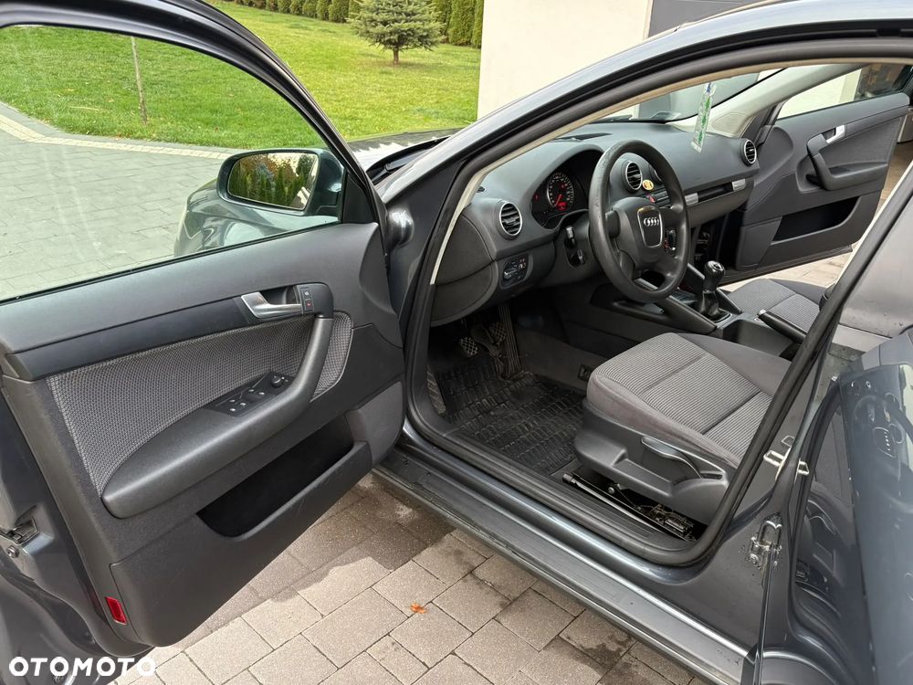 Audi A3 Sportback - 5