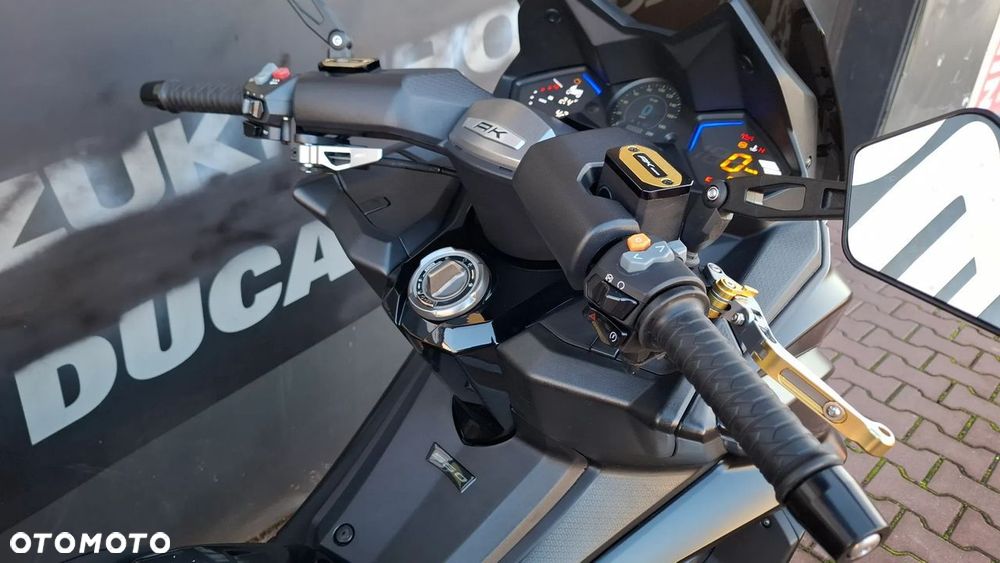 Kymco AK 550 - 16