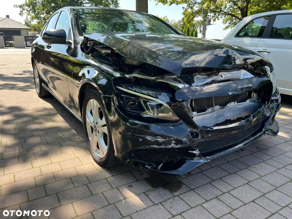 Mercedes-Benz Klasa C 220 (BlueTEC) d BlueEffICIENCY Edition 7G-TRONIC - 9