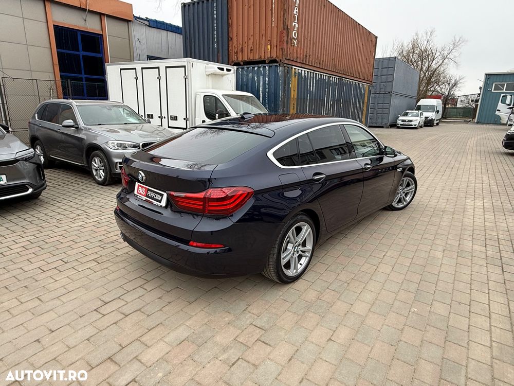 BMW Seria 5 530d xDrive Aut. - 28