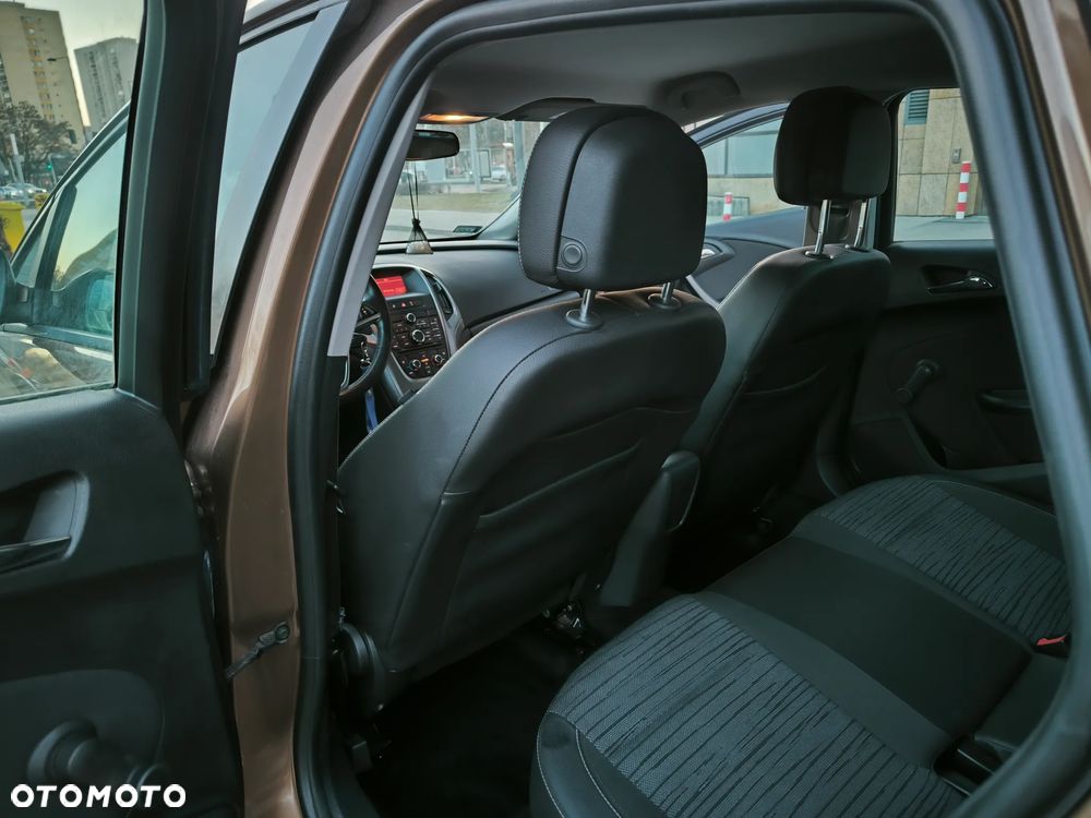 Opel Astra - 17