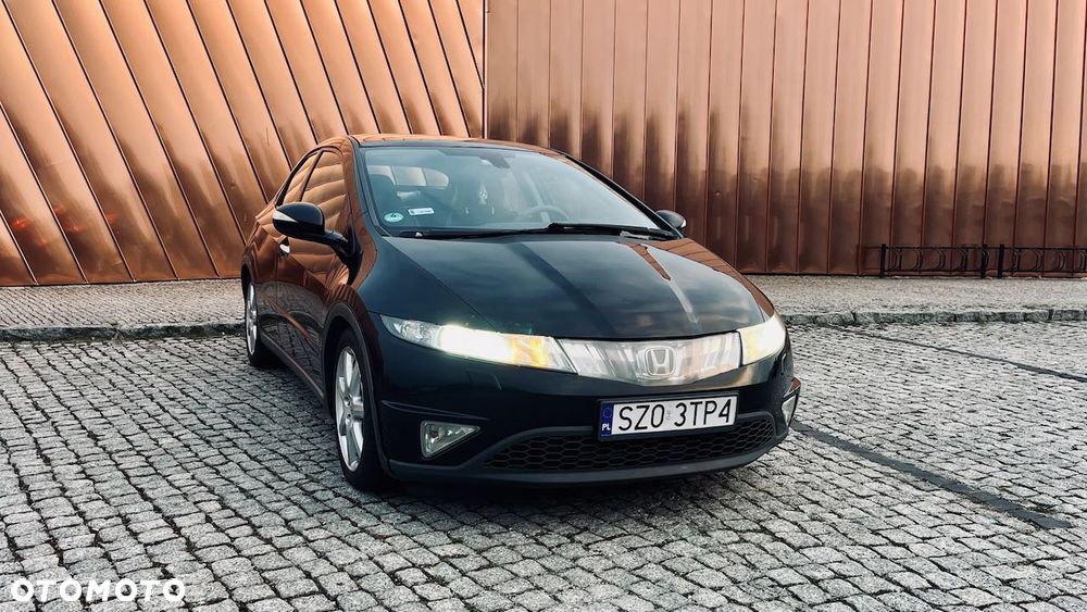 Honda Civic 2.2i-CTDi DPF Executive - 2