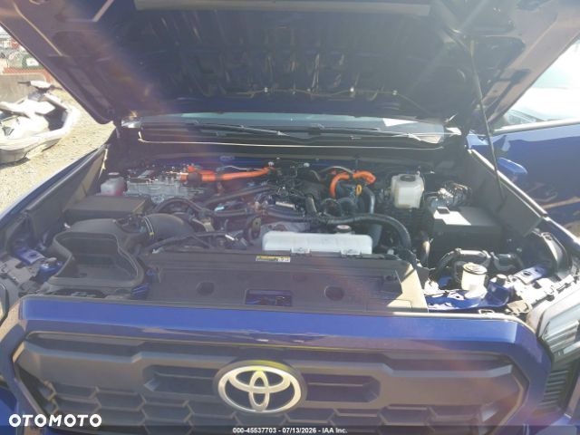Toyota Tacoma - 13