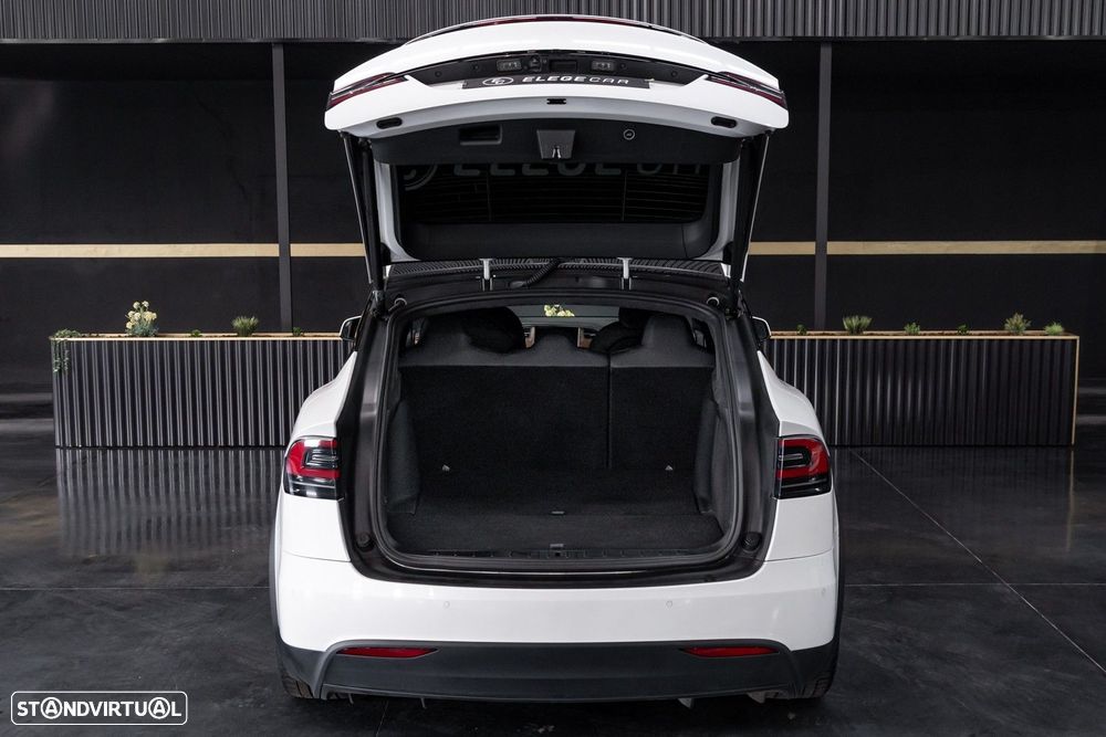Tesla Model X Long Range - 26