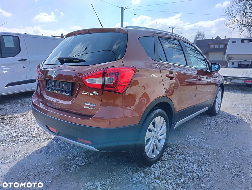Suzuki S-Cross 1.4 SHVS Elegance 4WD - 17