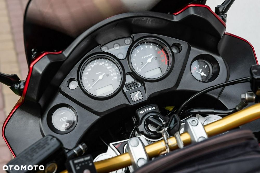 Honda CBF - 7