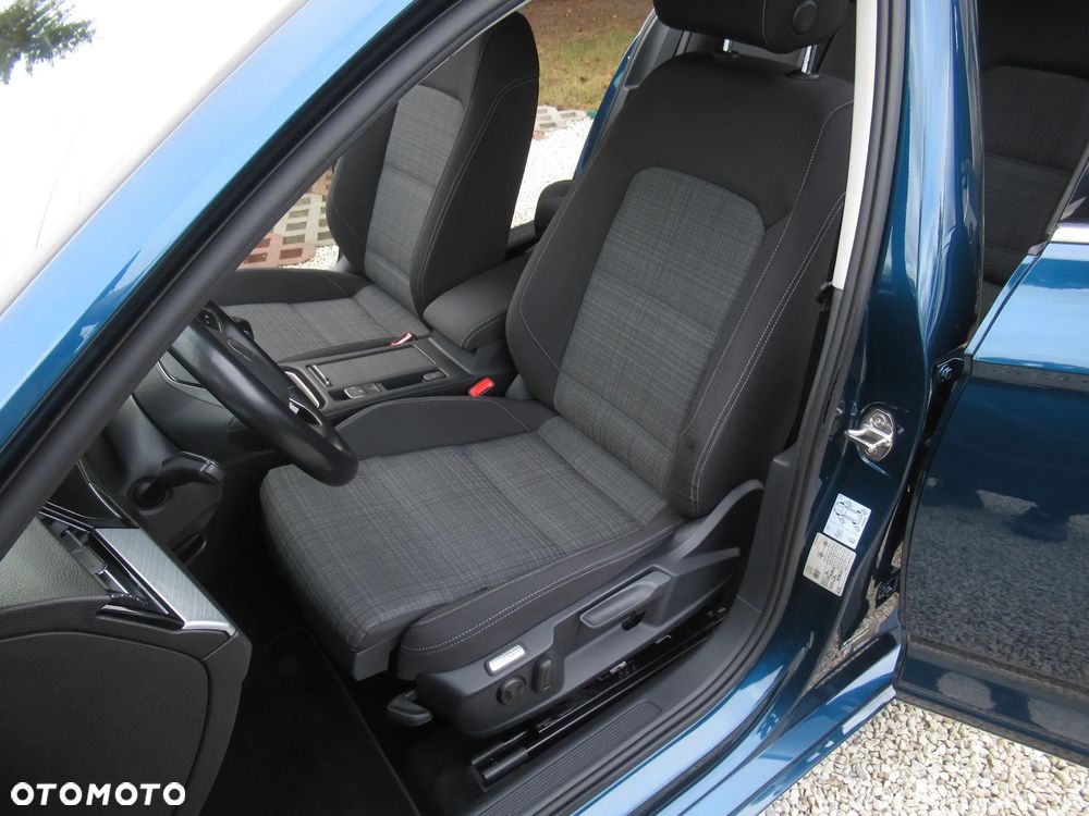 Volkswagen Passat 2.0 TDI EVO Business - 6