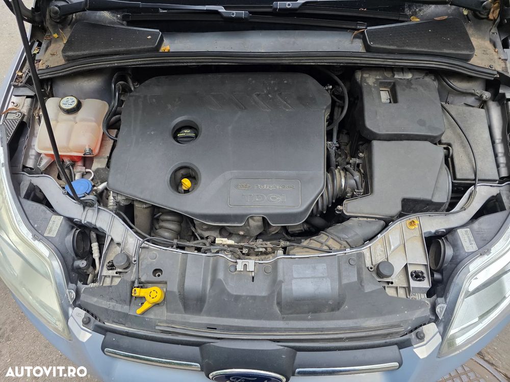 Ford Focus 1.6 TDCI DPF Sport - 12