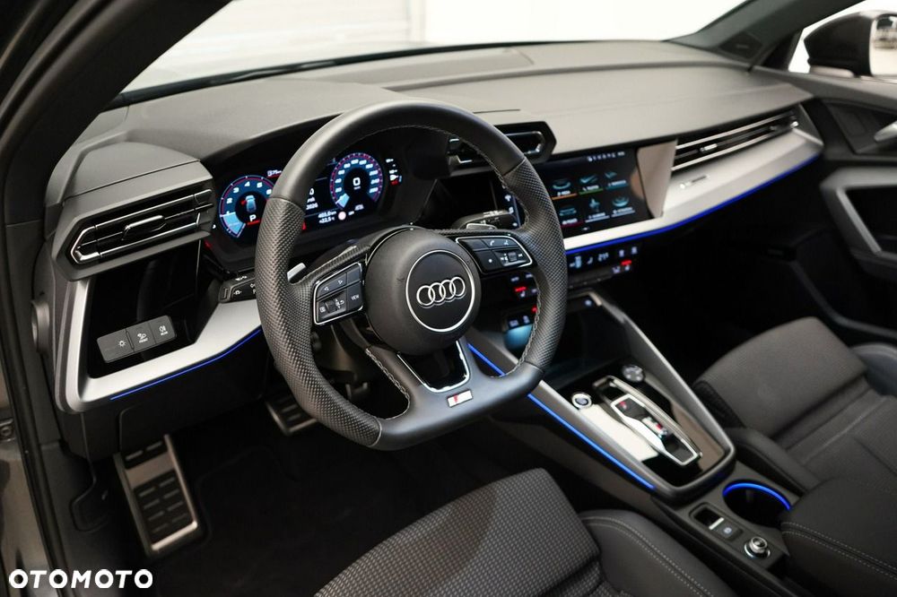 Audi A3 Sportback - 16