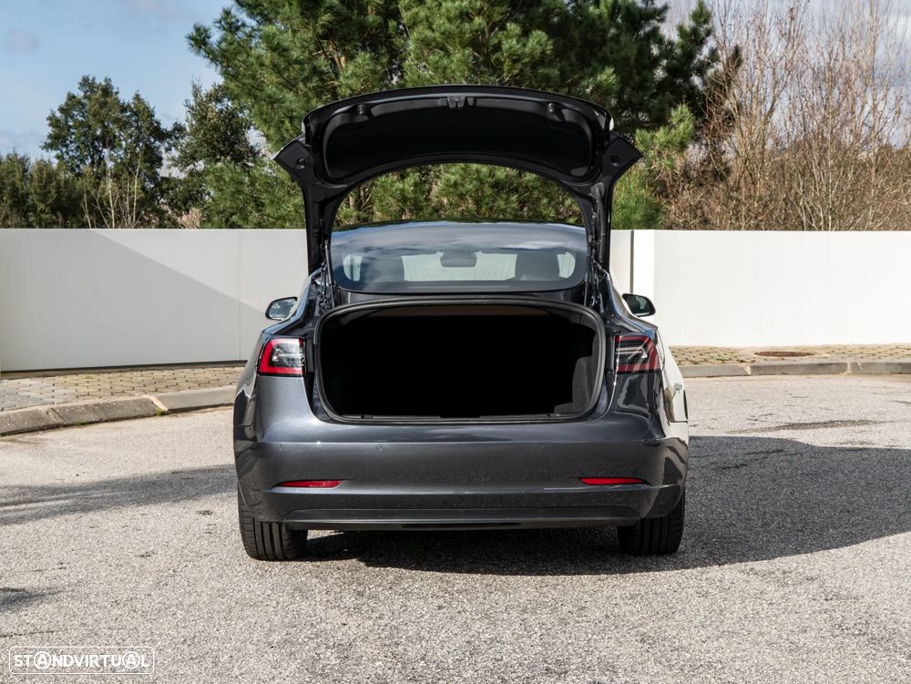 Tesla Model 3 Long-Range Dual Motor AWD - 23