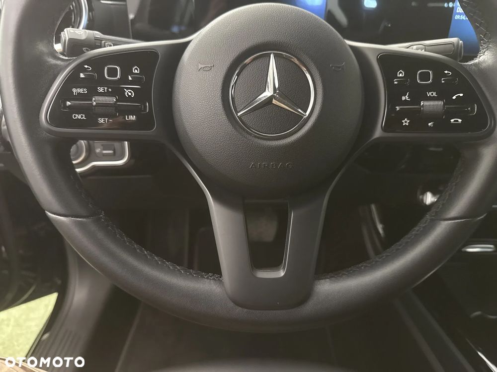 Mercedes-Benz Klasa A 200 7G-DCT - 13